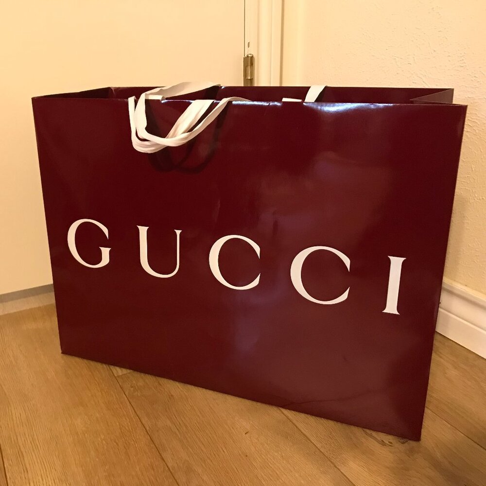 SALE! BRAND NEW RED GUCCI BAG - EXCELLENT CONDITION - GLOSS